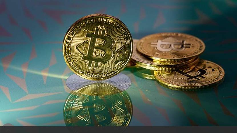 Эксперт заявил о коррекционной фазе котировок биткоинов после пика в 123 тыс.