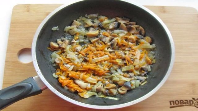 Куриный рулет с гречкой и грибами