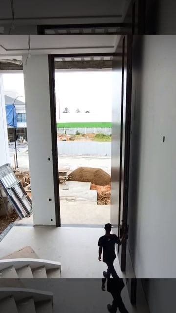 дверь для великана