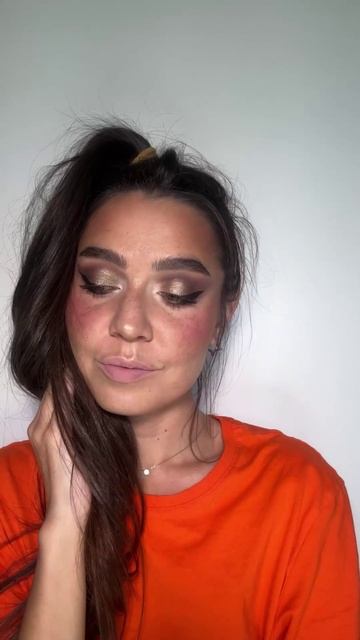 Макияж палеткой Parisa Cosmetics