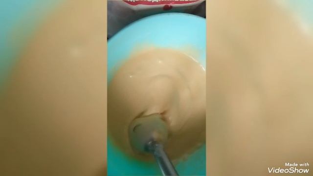 Пирог из кабачков быстрый легкий сладкий с яблоком и ягодами за 15 минут
