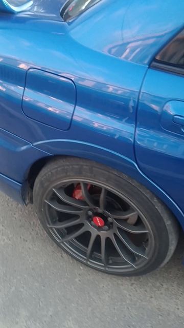 нашел Subaru WRX