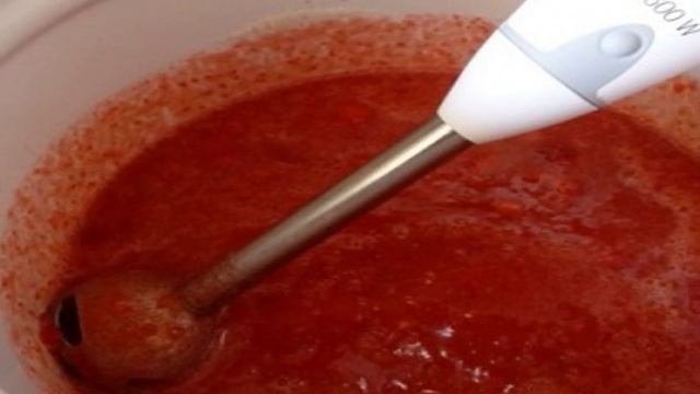 Клубничное варенье для детей