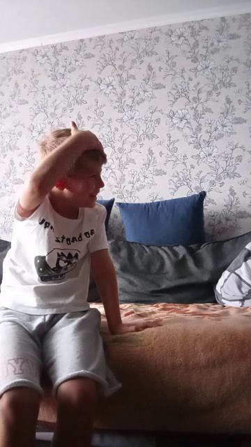 стою на руках