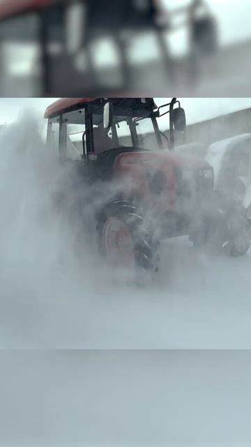 Коммунальная щётка завода Большая Земля