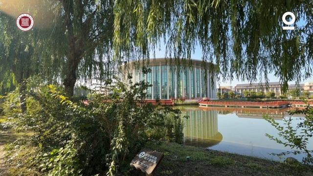 Henan Vocational Institute of Arts  Zhenzghou China