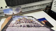 Печать на УФ принтере на пластике 3Д принтера с объемным изображением с перепадом высоты