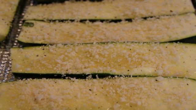 Кабачки запеченные в духовке с сыром