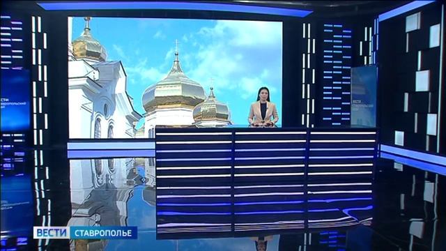 Сегодня православные отмечают один из великих праздников -  Воздвижение Креста Господня