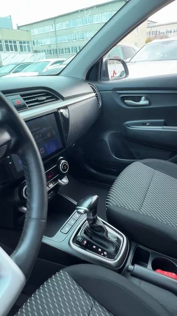 Kia Rio Кросс-хэтчбек X-Line Comfort 1.6 AT 2018г