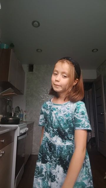 я сегодня еду к своей двоюродный сестре на дачу