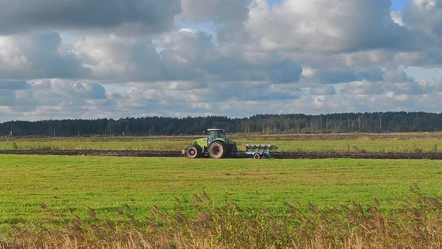 Пахота Claas Axion 850 + Lemken. Ленинградская область, Тосненский район, Никольское 27.09.2025