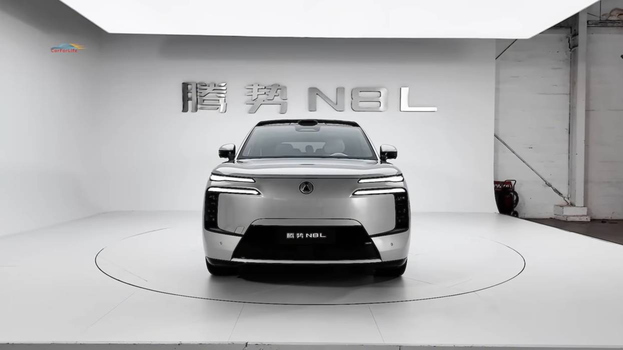 Новый Denza N8L: Копия N9 или хитрый ход BYD?