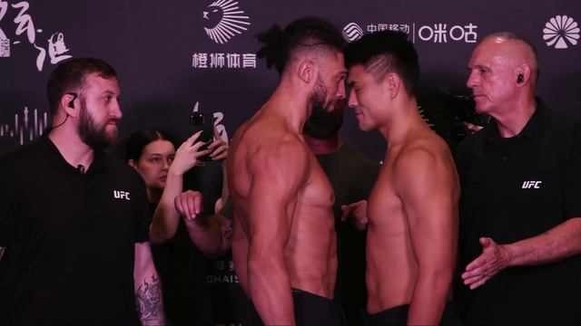 UFCShanghai битва взглядов