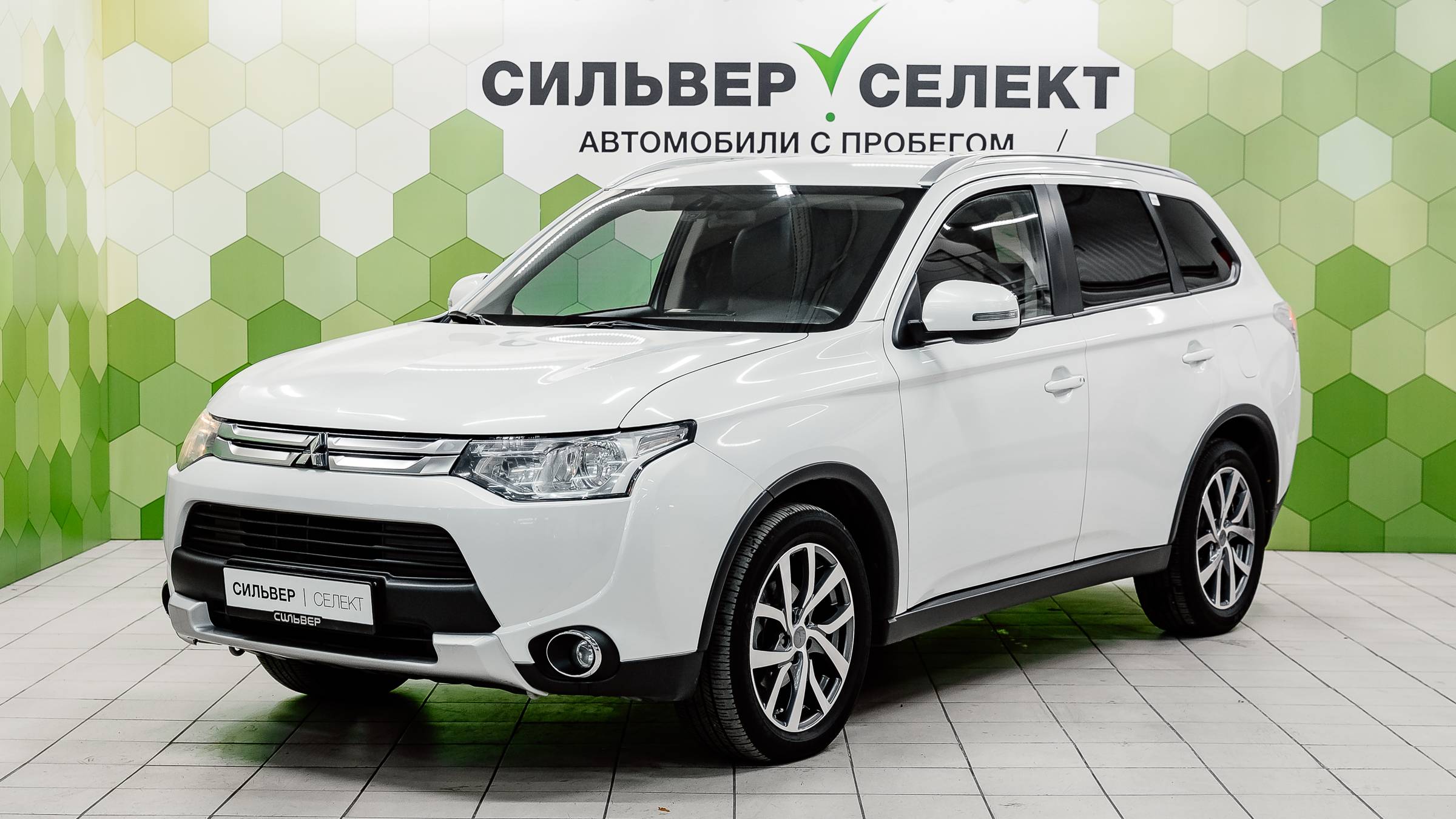 Mitsubishi Outlander III Рестайлинг 2014