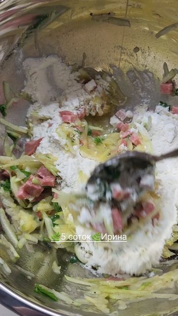 Лепёшки из кабачков на завтрак