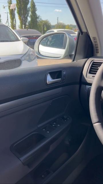 Volkswagen Jetta 2008 V
