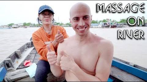 ASMR МАССАЖ ТЕЛА В ЛОДКЕ НА ВЬЕТНАМСКОЙ РЕКЕ МЕКОНГ