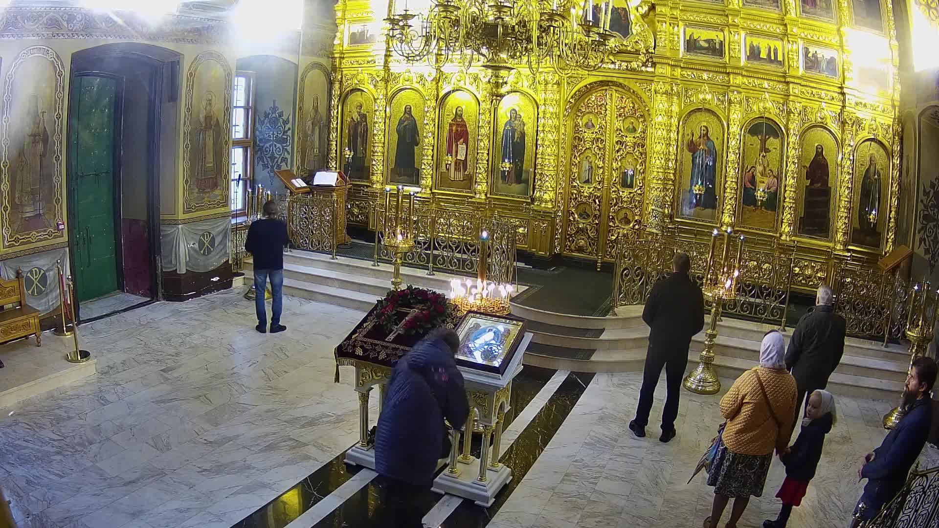27.09.25 Ранняя литургия. Всемирное Воздвижение Честного и Животворящего Креста Го