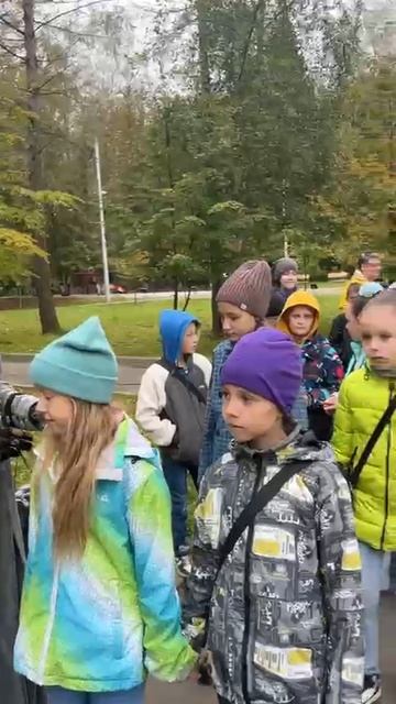 А в парке Берёзовый #прямосейчас - краеведческая экскурсия К Великому дубу