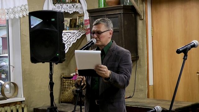 ДМИТРИЙ ЗЛОБИНСКИЙ
Что с моею Родиной не так? 
Чем она так всем не угодила? 
Тем, что колосится рожь