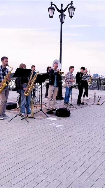 A-ha - Take On Me BigBroOrchestra

sax saxplayer saxophone brassband brassorchestra