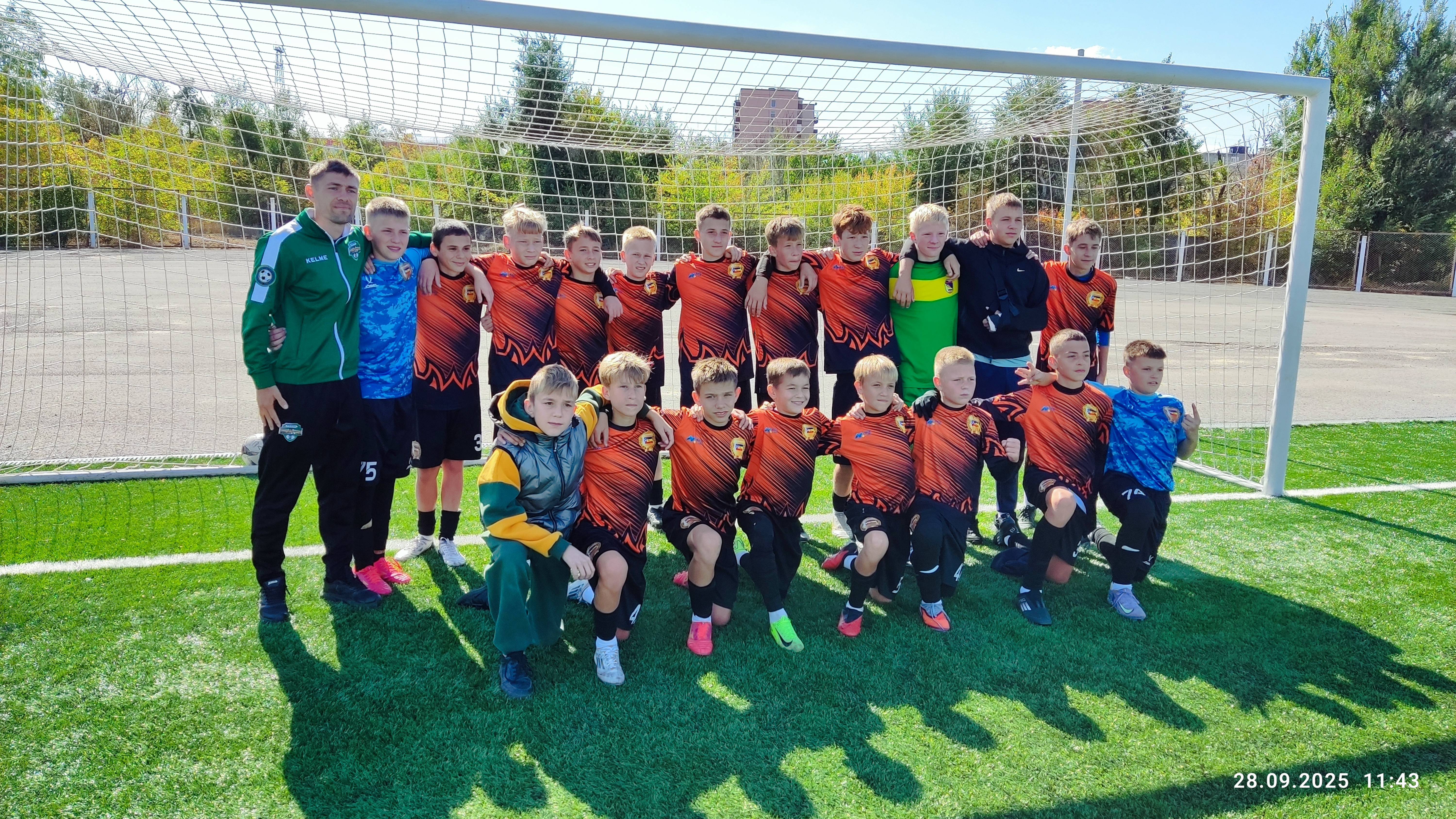 ИНТЕР-СПОРТ-ПРО - СШ - 3 г. Азов первый тайм, ст.Ника,г.Кр.Сулин, 28.09.2025г.