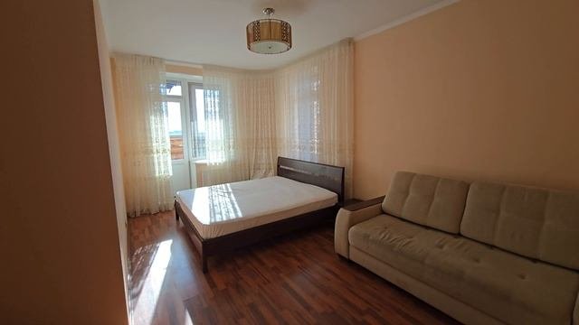 Продажа 1-комнатной квартиры у метро Комендантский проспект с красивым видом. Дом 2008 г.п.