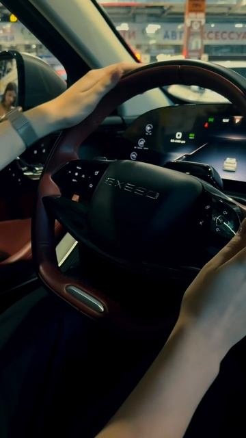 Exeed RX 2023 г.в., серый матовый, идеальное состояние