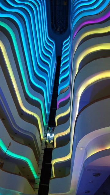 амбиентная подсветка в жилом комплексе AZURA PARK ALANYA