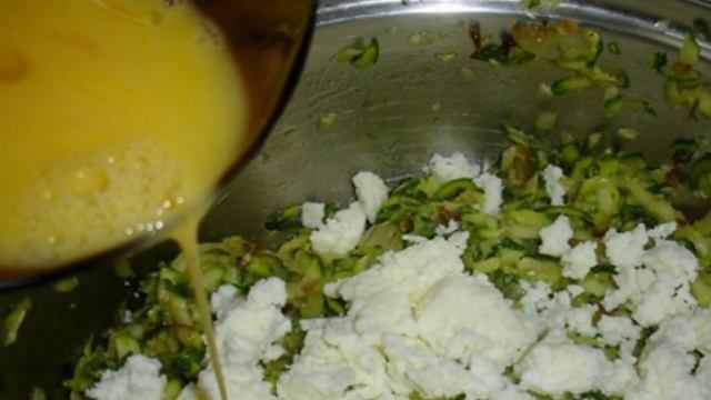 Кабачковая запеканка с сыром