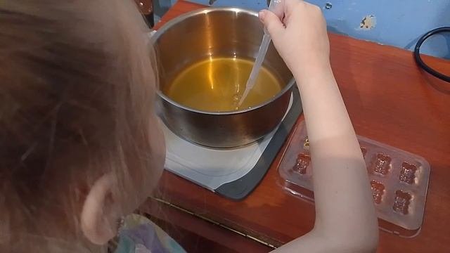 Очумелые ручки кондитерский конструктор 
мармеладные мишки что получилось?