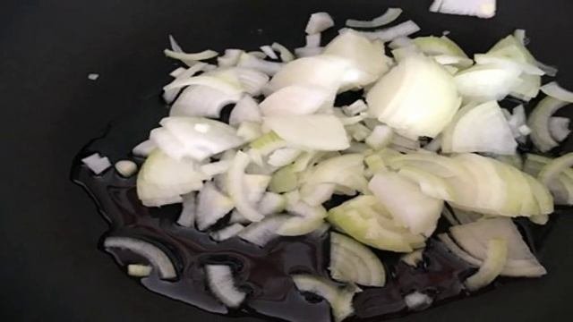 Ливанский чечевичный суп