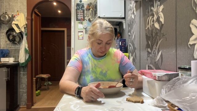 ОИН ВЫХОДНОЙ НАДО ВСЕ УСПЕТЬ! ЗАЛИВНОЙ ПИРОГ С МЯСОМ И СЫРОМ!