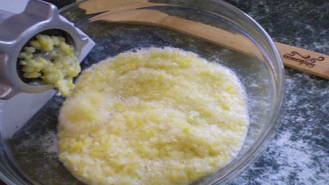 Кабачковая икра с майонезом и чесноком