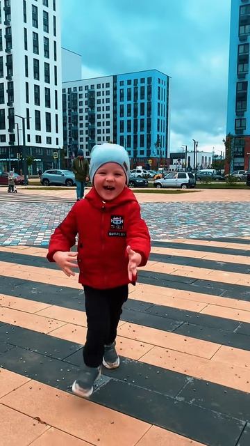 Счастье рядом! Нам все лишь нужно ловить эти моменты! 🥰