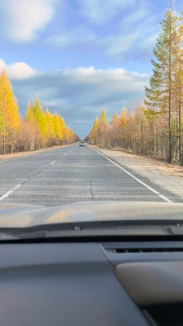 Пусть осень не кончается.