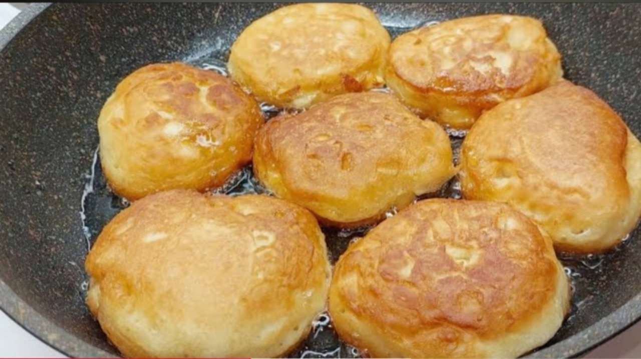 Натерла ЯБЛОКИ. смешала и пожарила:ВКУСНЯТИНА на завтрак для всейСЕМЬИ! Оладьи с Яблоками