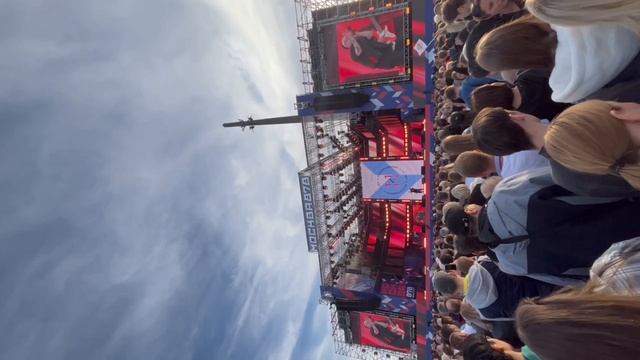 CHESS - Белый остров (Поклонная гора, день города Москвы) 25 тысяч человек