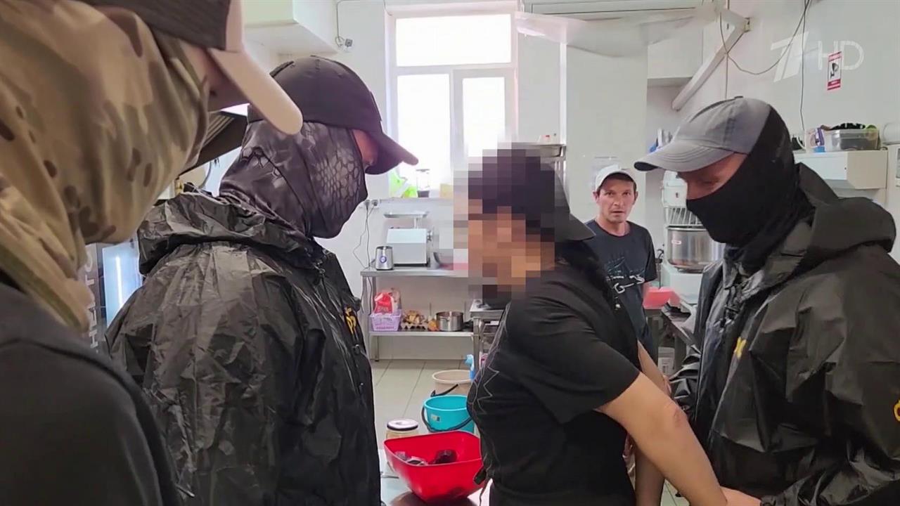 Сотрудники ФСБ предотвратили диверсию против российских военнослужащих в Севастополе