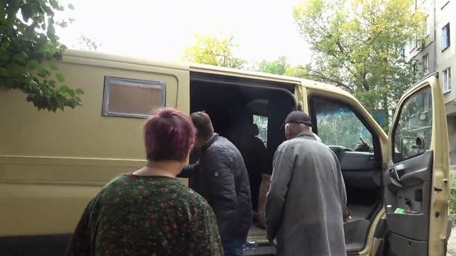 Помощь жителям Селидово