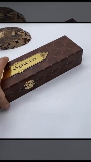 Шикарный нож из дамасской стали