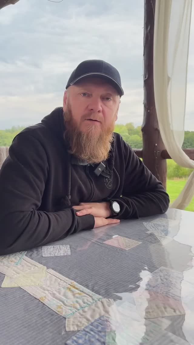 Чем занимается доктор Смоляков
