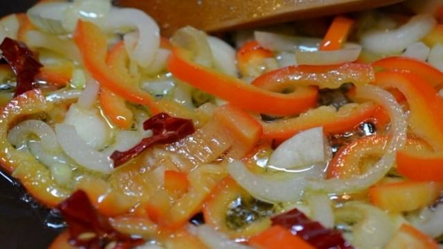 Кай Пхат Мет Ма-муанг Химпхан