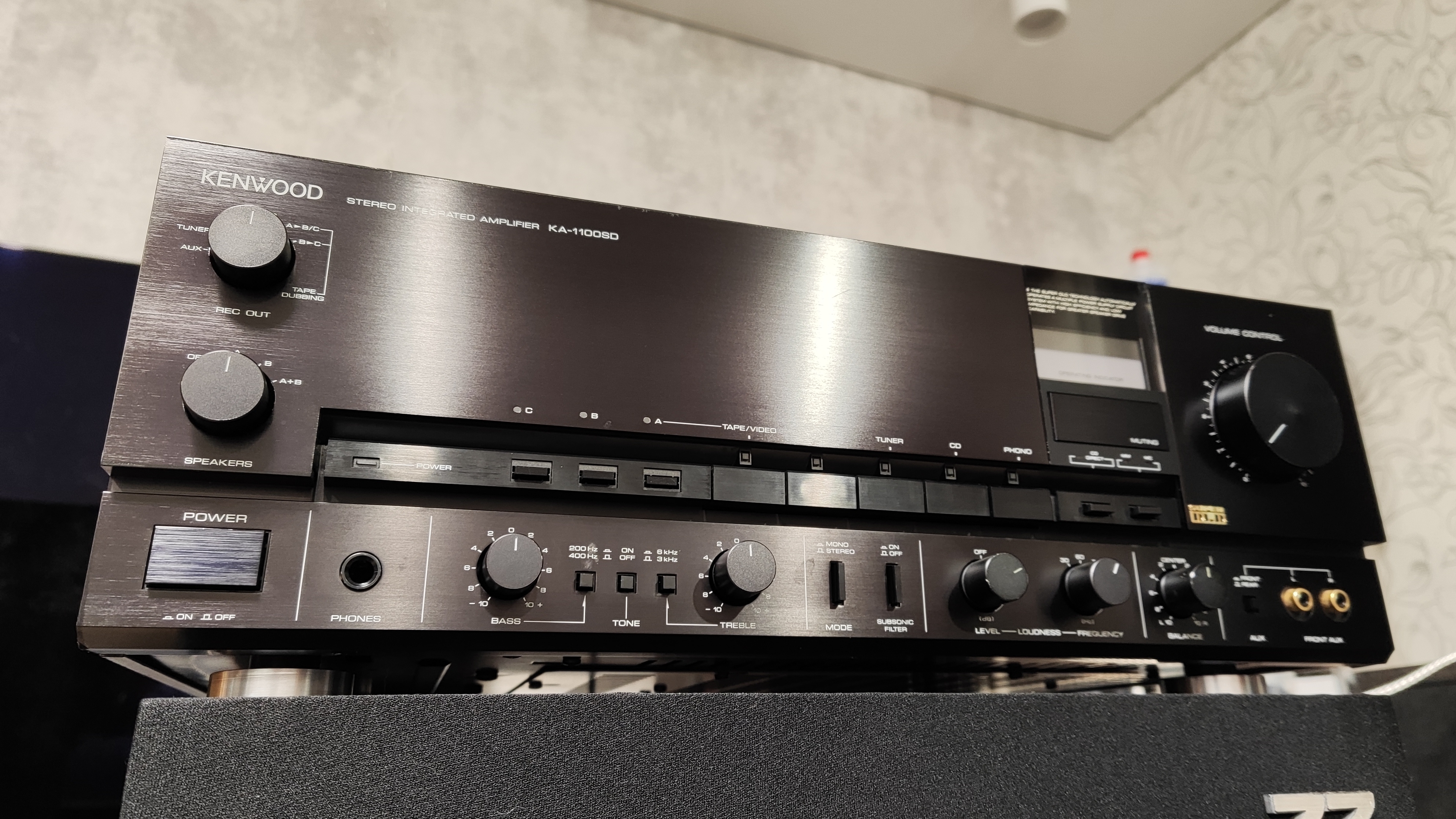 KENWOOD KA 1100SD