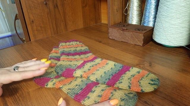 🧦🎁 *СП Носочная Коробочка 5 с Еленой Велиной*  Отчёт за сентябрь.