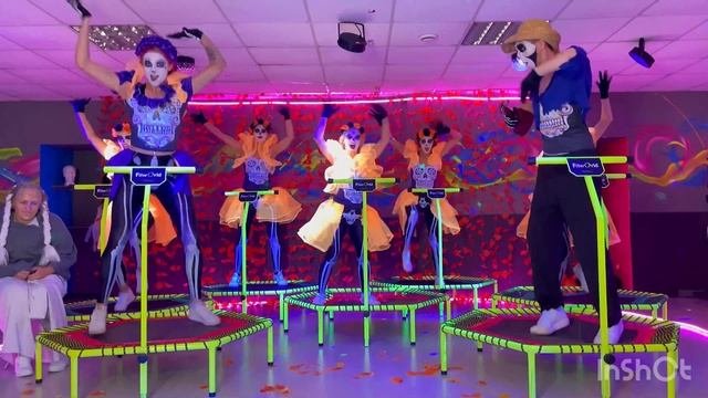 JUMPING SHOW Тайна Коко