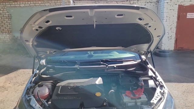 Газовые упоры капота Лада Веста