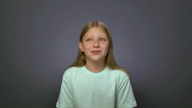 Визитка Алена Леонтьева 9 лет 2025 г
