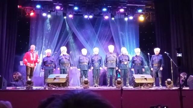 25 лет в кругу друзей